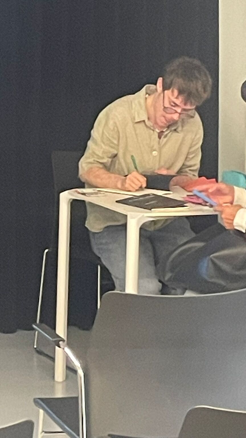 Presentación A ras de suelo, a l'Ateneu de Sagrada Familia